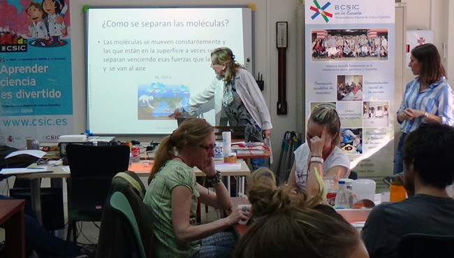Mª José Gómez Díaz.Training 1: What is the world made off? October 25, 2016.